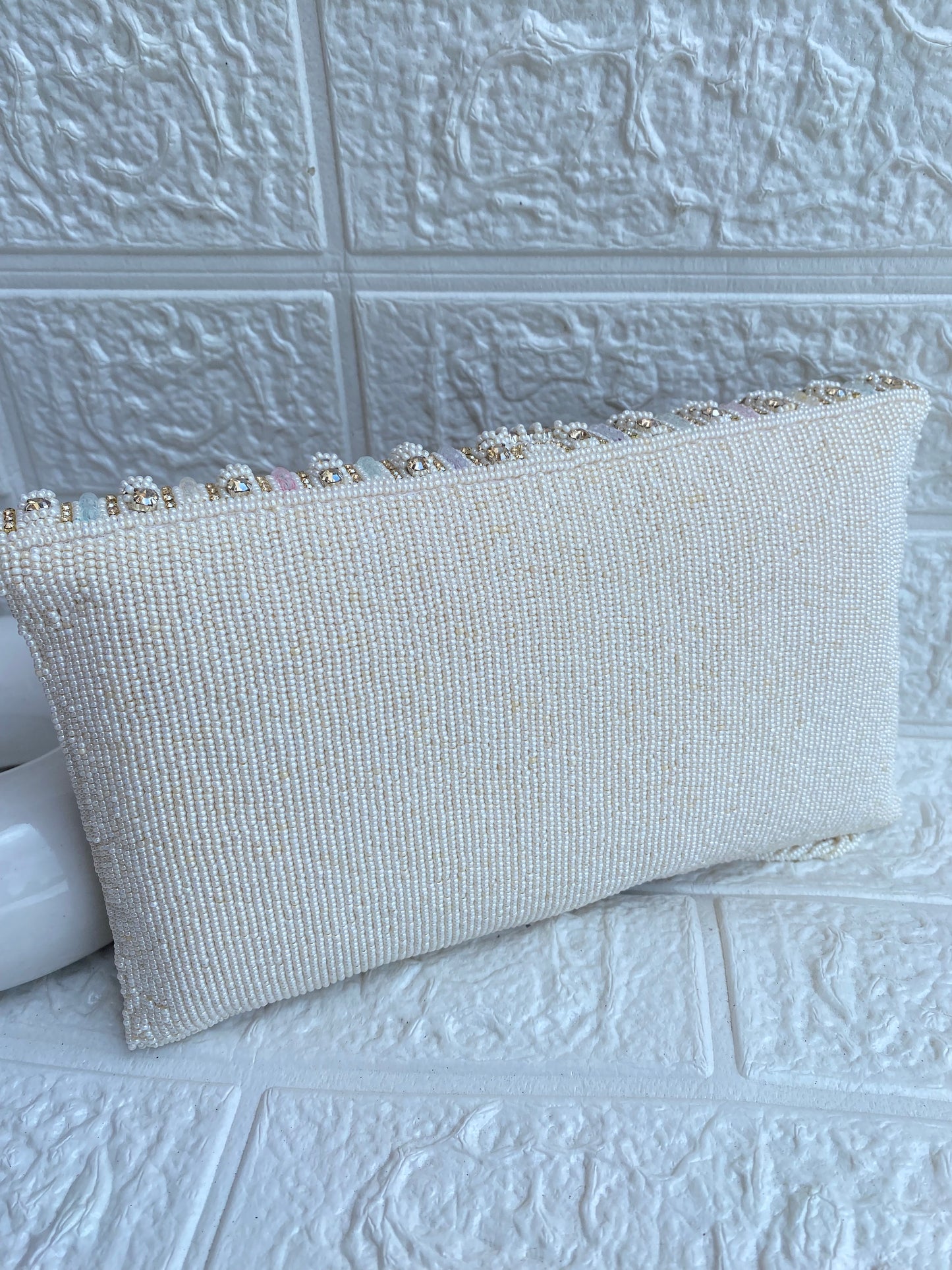 Signature Boss Lady Complete Heavy Beads Envelope Clutch