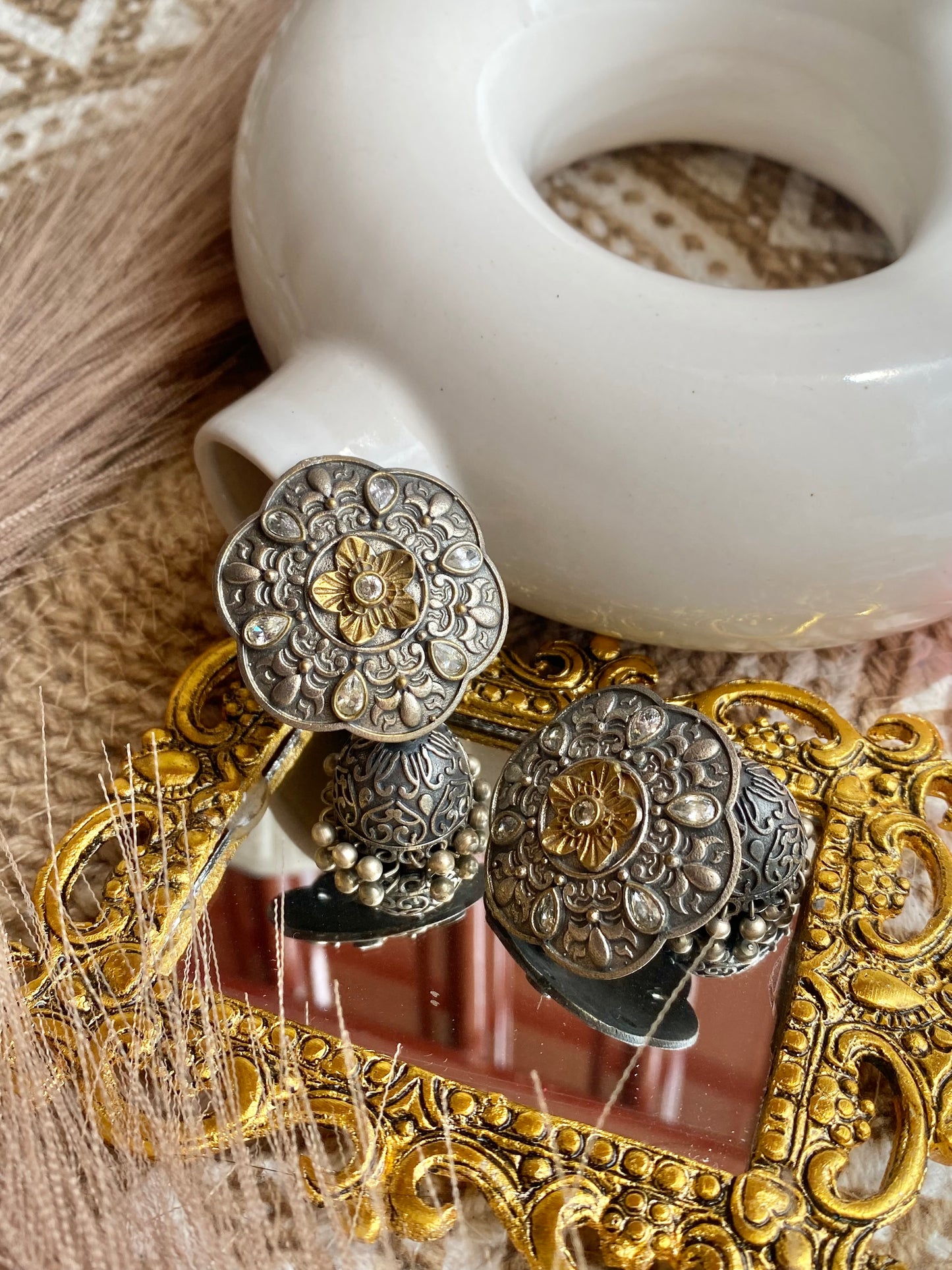 Dual Tone Kundan Silver Jhumka