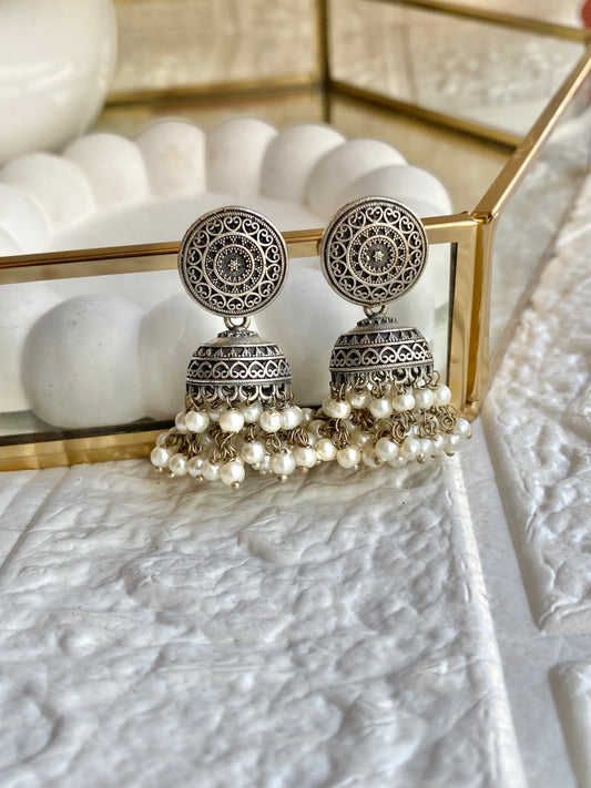 EveryDay Wear Pearl Silver Jhumka