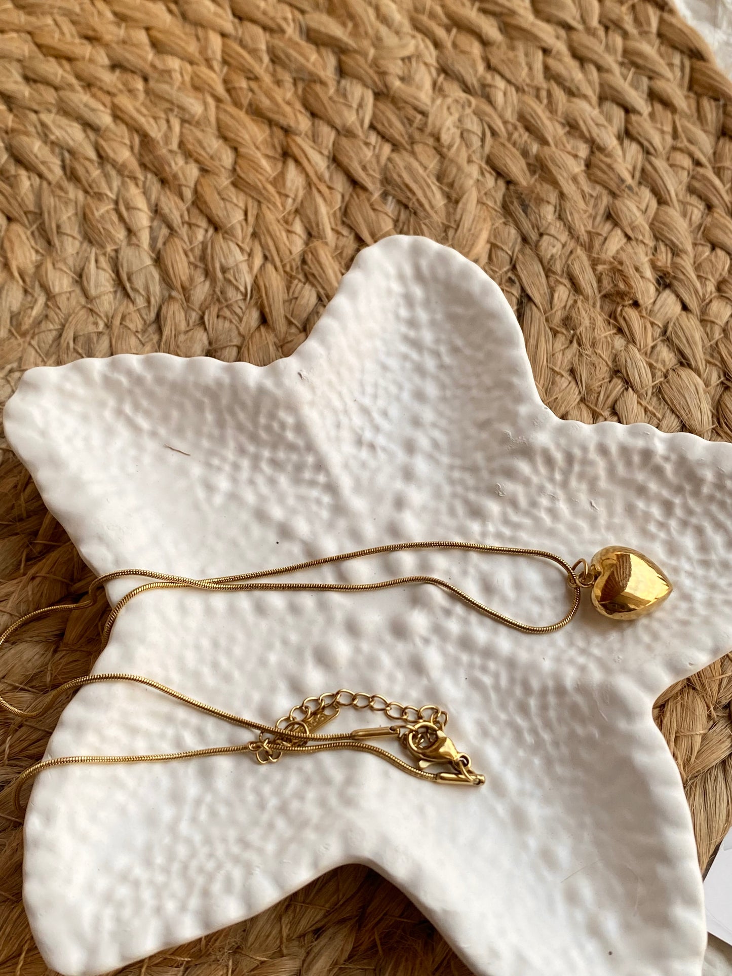 The Minimal " Heart" Pendant Chain