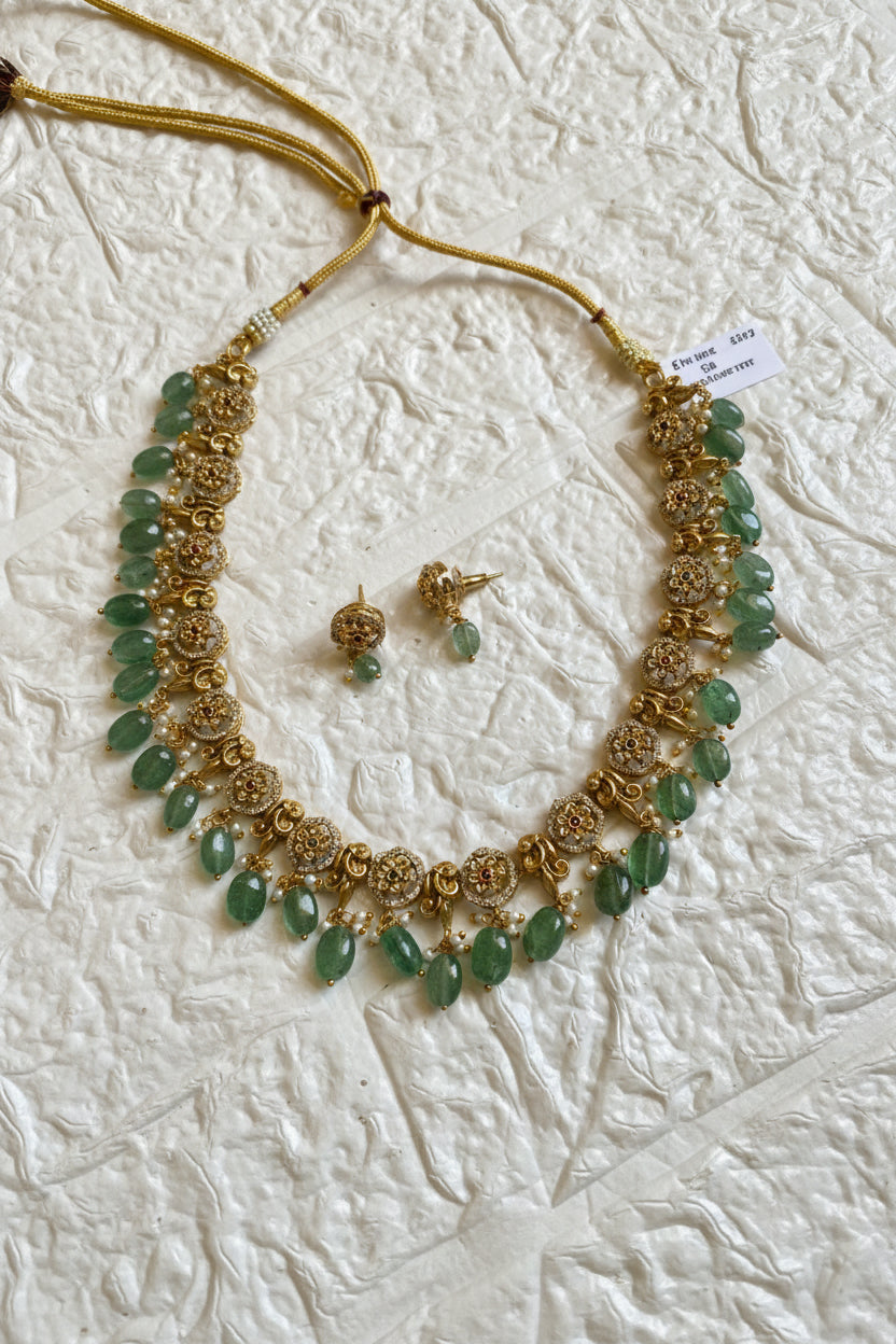 Kemp Stone Gold Plated Mint Beads Antique Necklace Set
