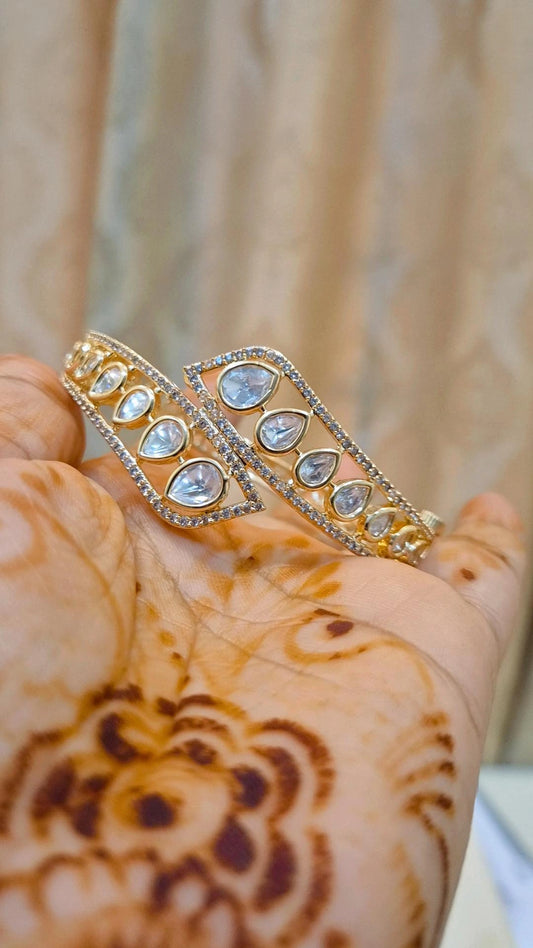 Moissanite Screw openable Free Size Bracelet )