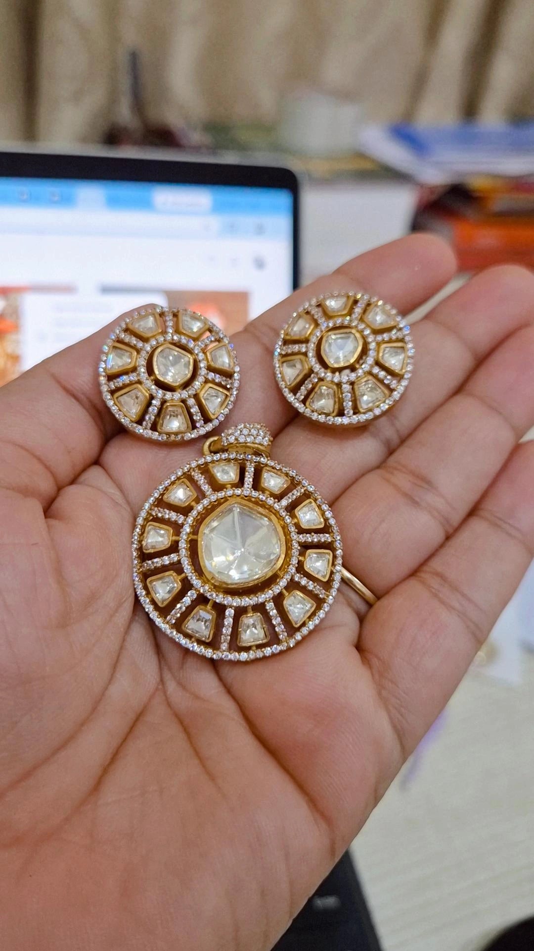 Chakra Moissanite Polki Pendant Stud Earrings Set