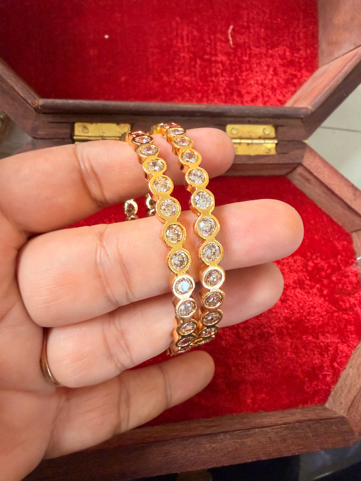 The "Elegant" Bangles - Pair of 2 Bangles
