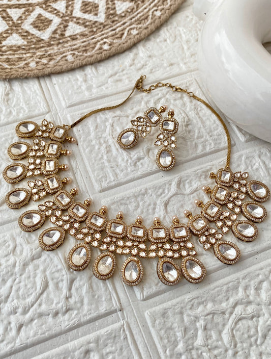 The ROYAL Kundan Polki Necklace Set
