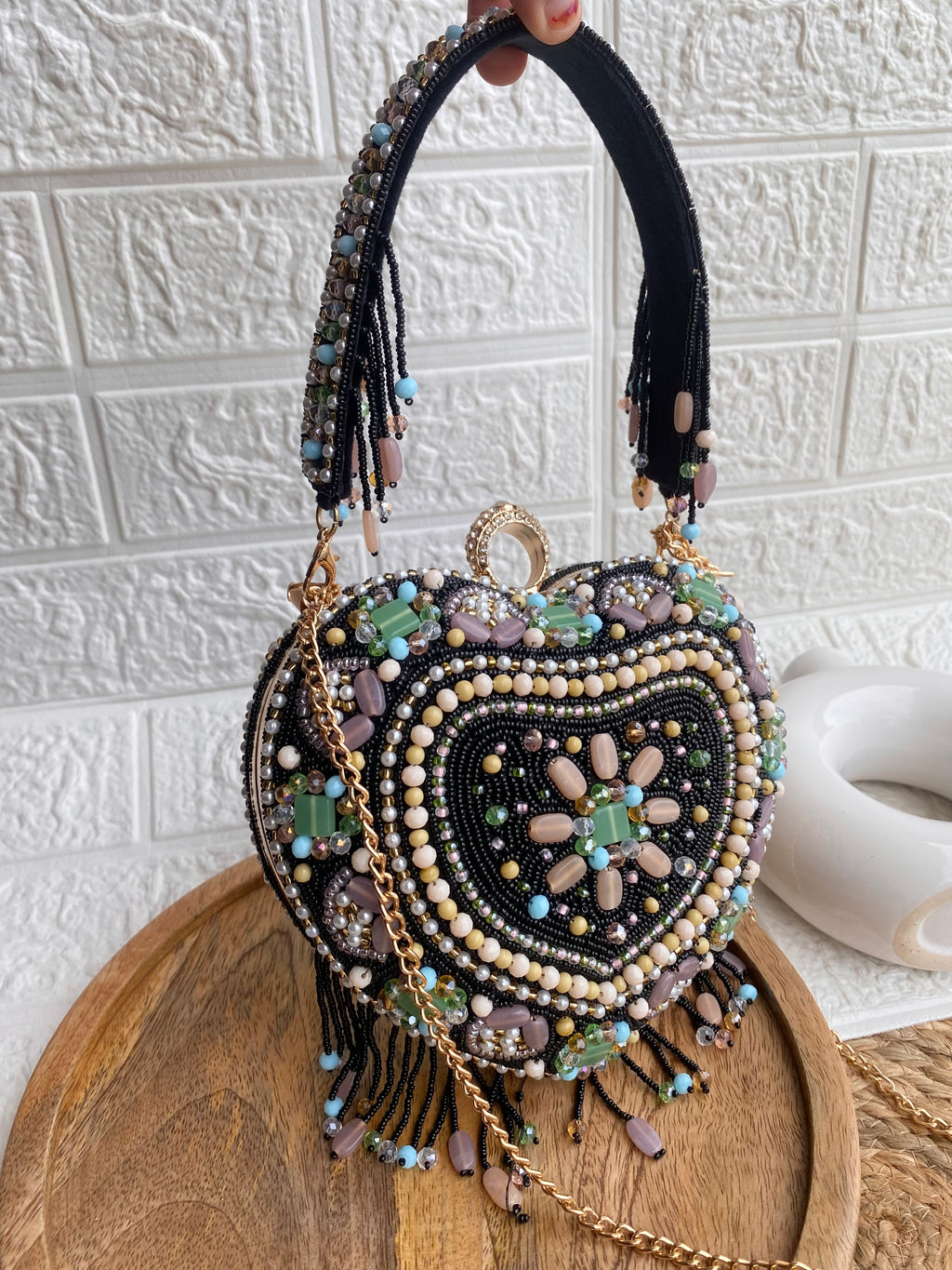 Signatrure Black Heart Beads Stone Handbag
