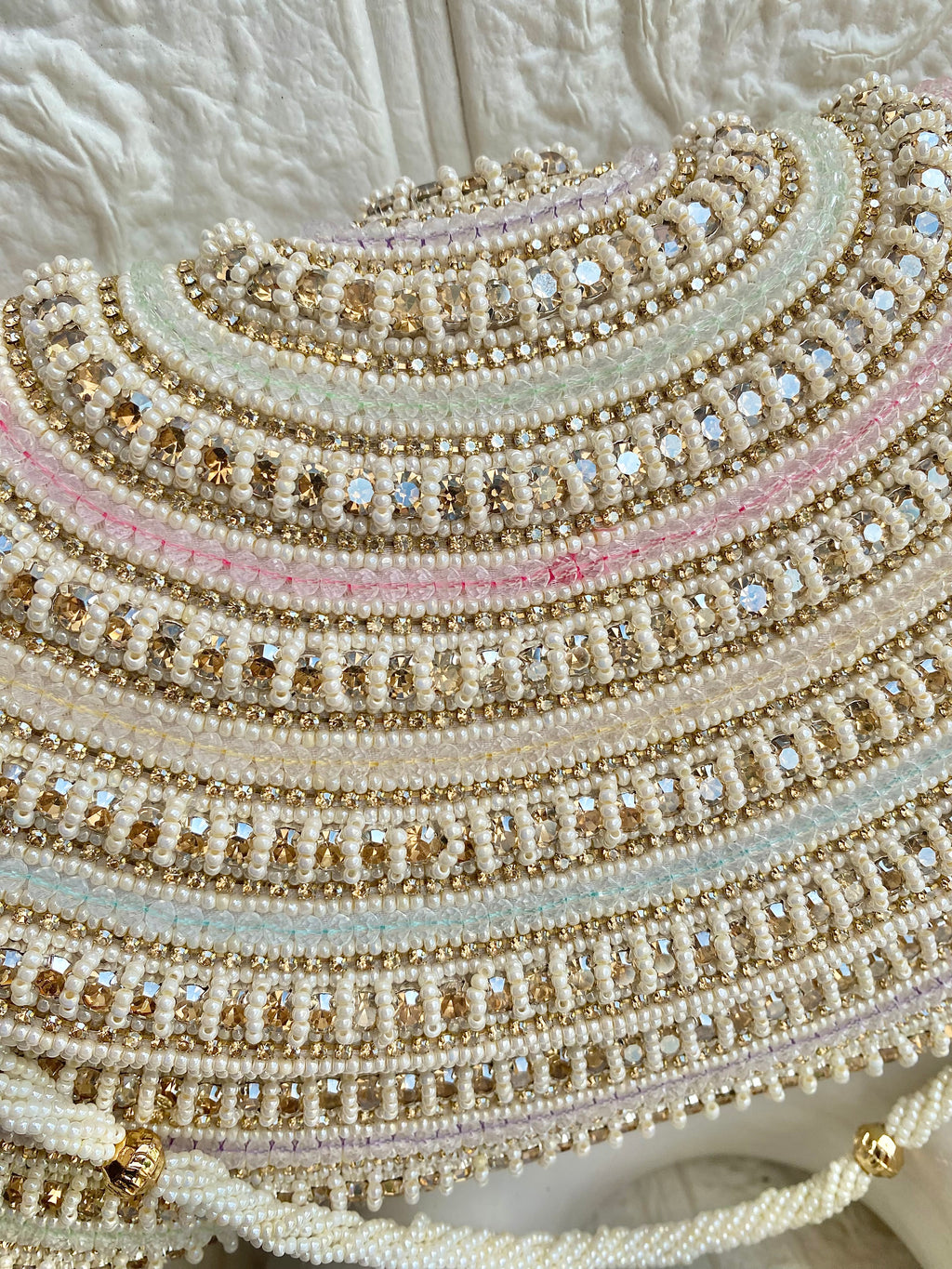 Signature  Boss Lady Complete Heavy Beads Envelope Clutch