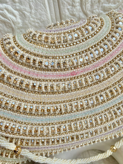 Signature  Boss Lady Complete Heavy Beads Envelope Clutch