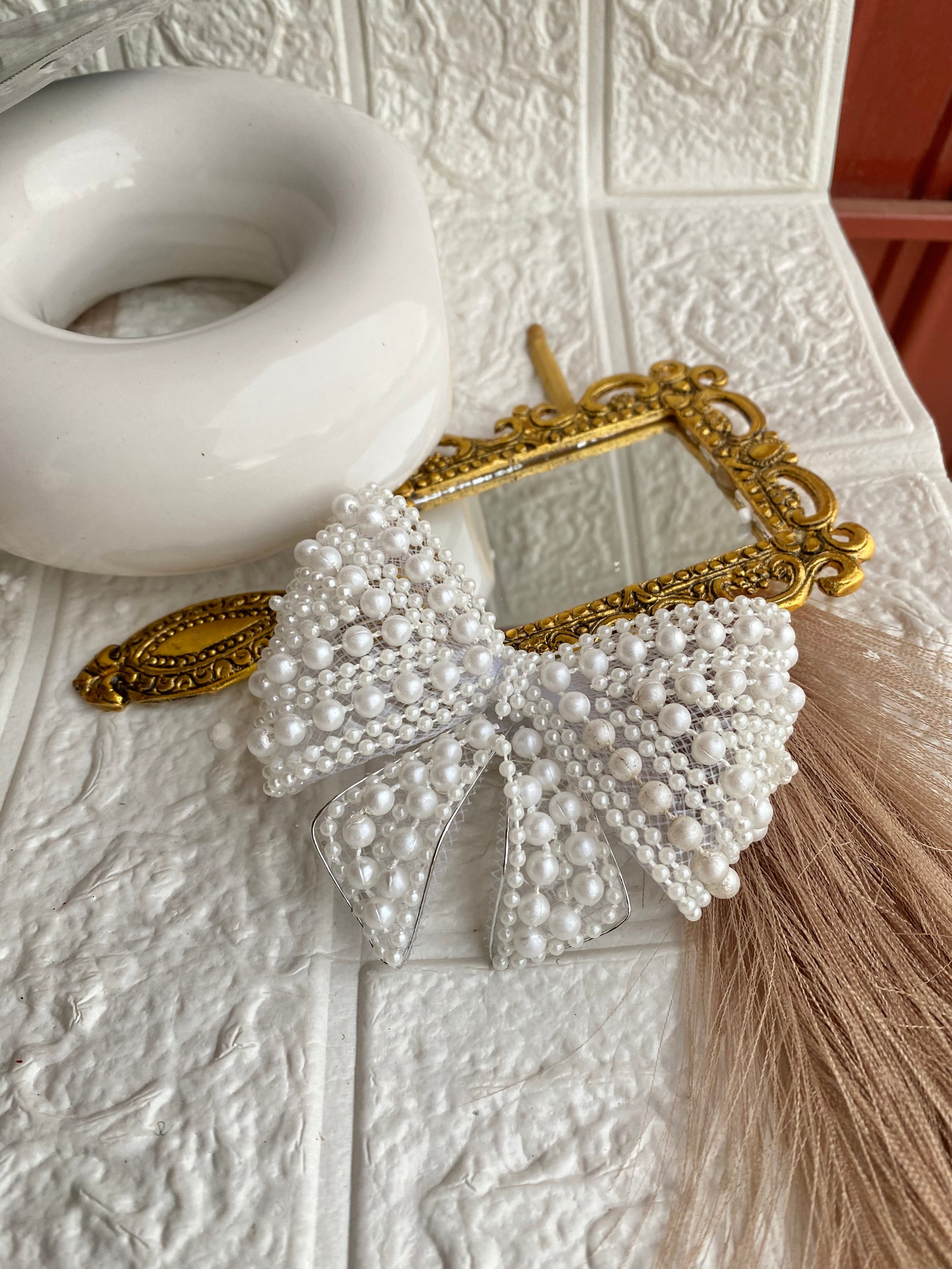 Pearl Silicon Base Hair Bow