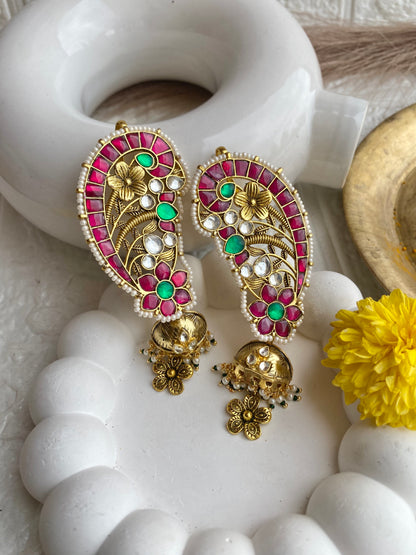 Original Statement Paachi Kundan Oversized Earcuff