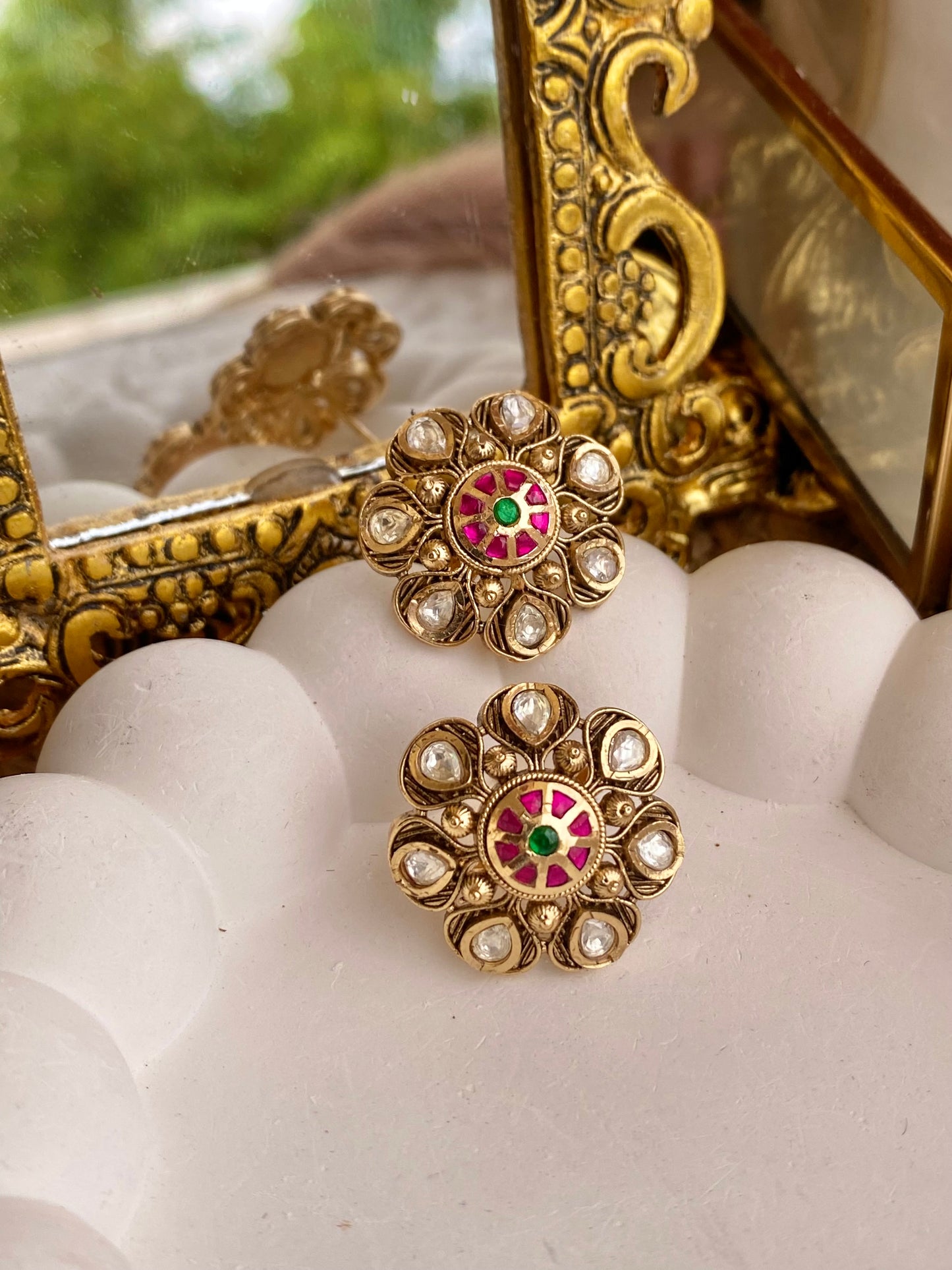 Kundan Polki Kempu Mint Antique Earrings