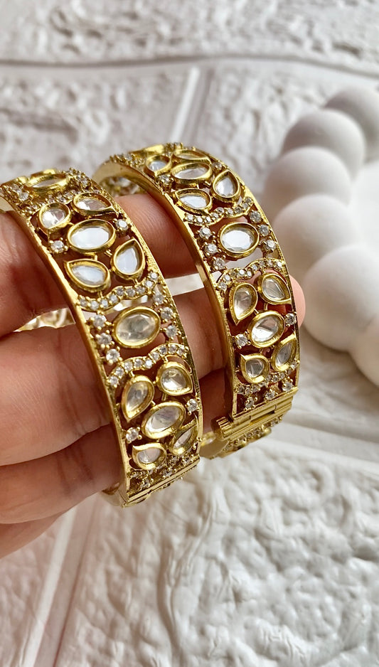 Signature Moissanite Kundan Openable Bangles - Single