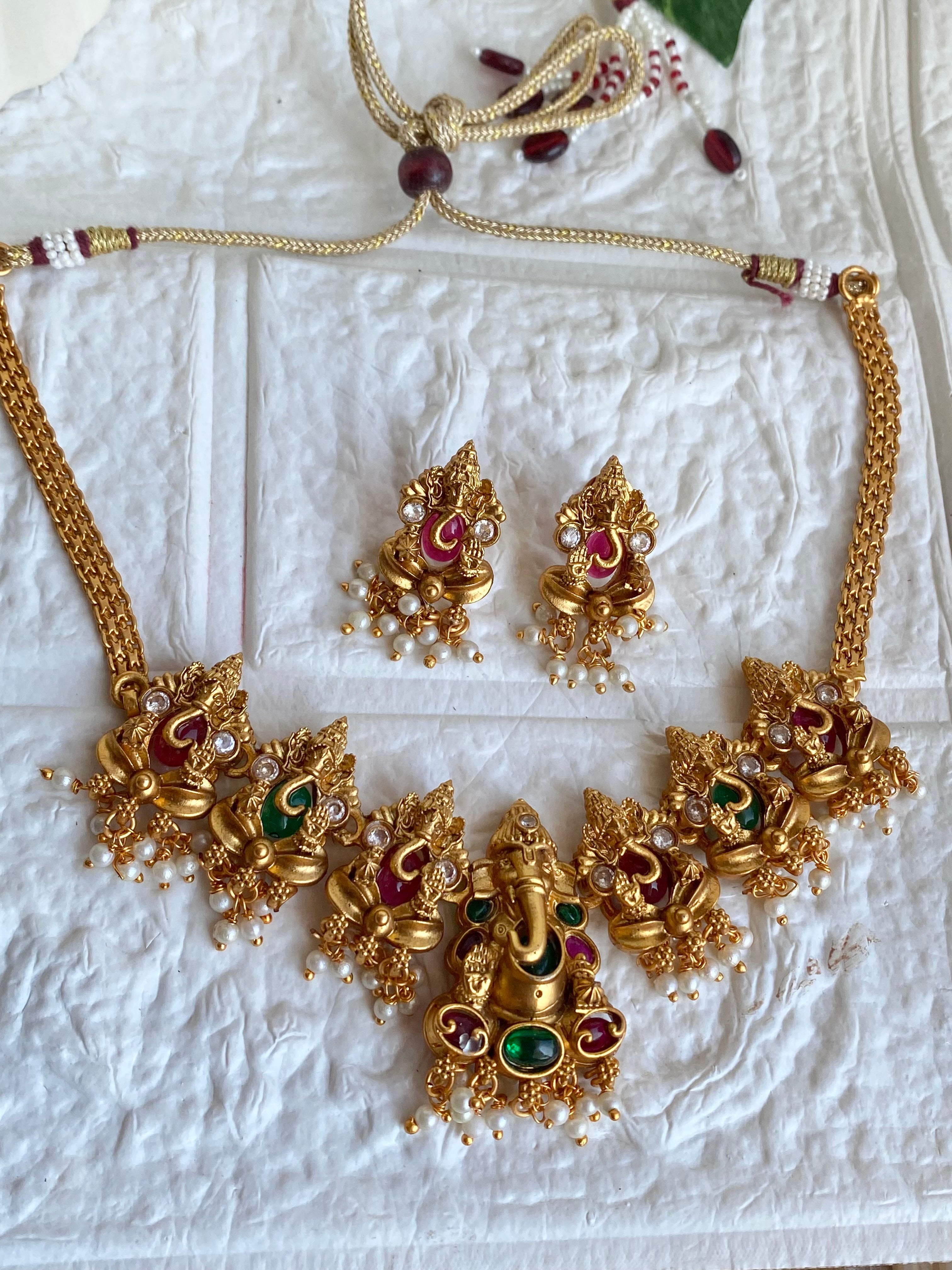 "Ganesha" Motif Temple Choker set