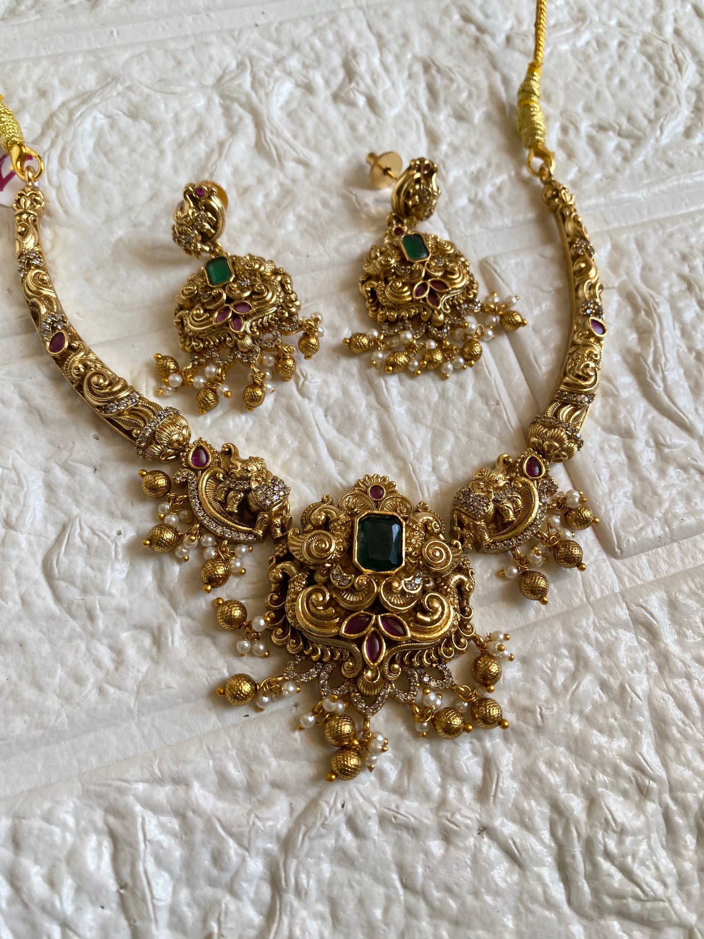 Antique Necklace Set