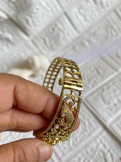 Statement Moissanite Screw Openable Bracelet