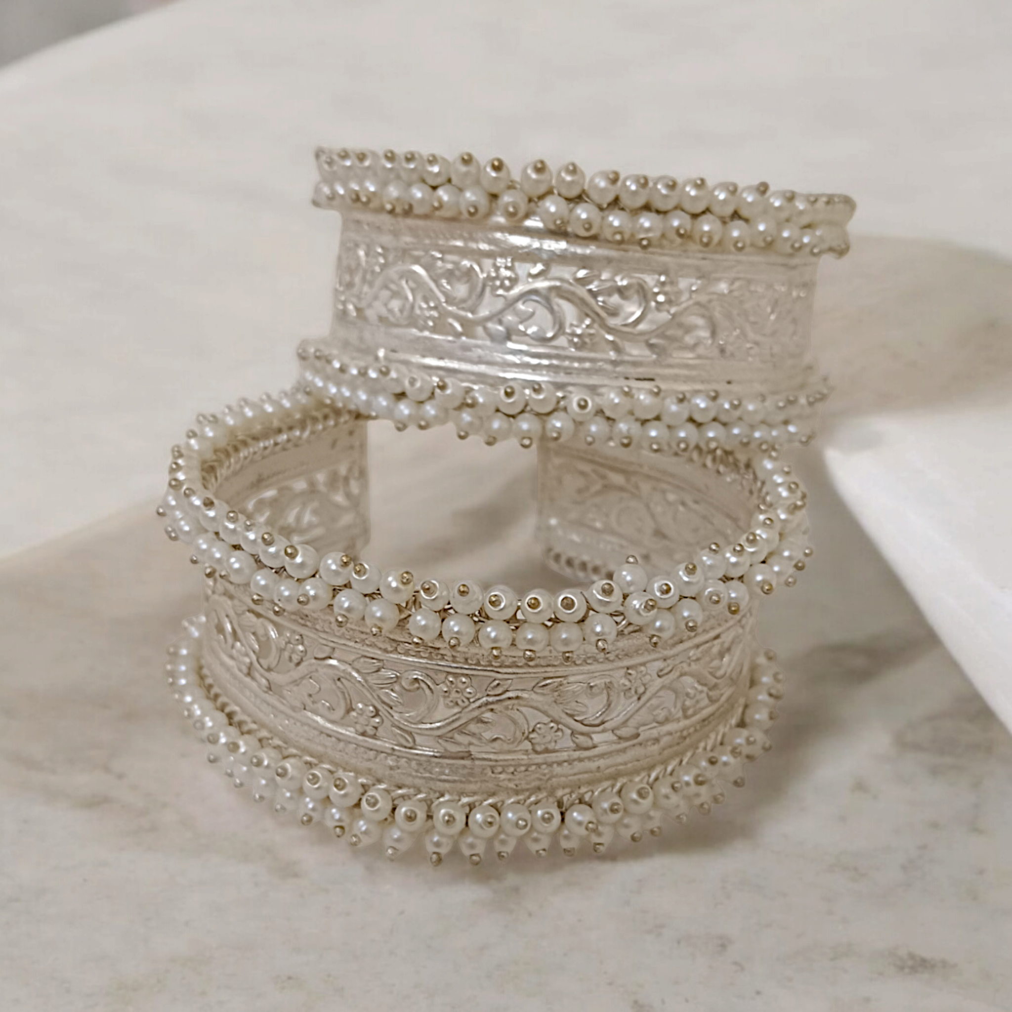 Silver Polish Pearl Cluster Kadda Bangles