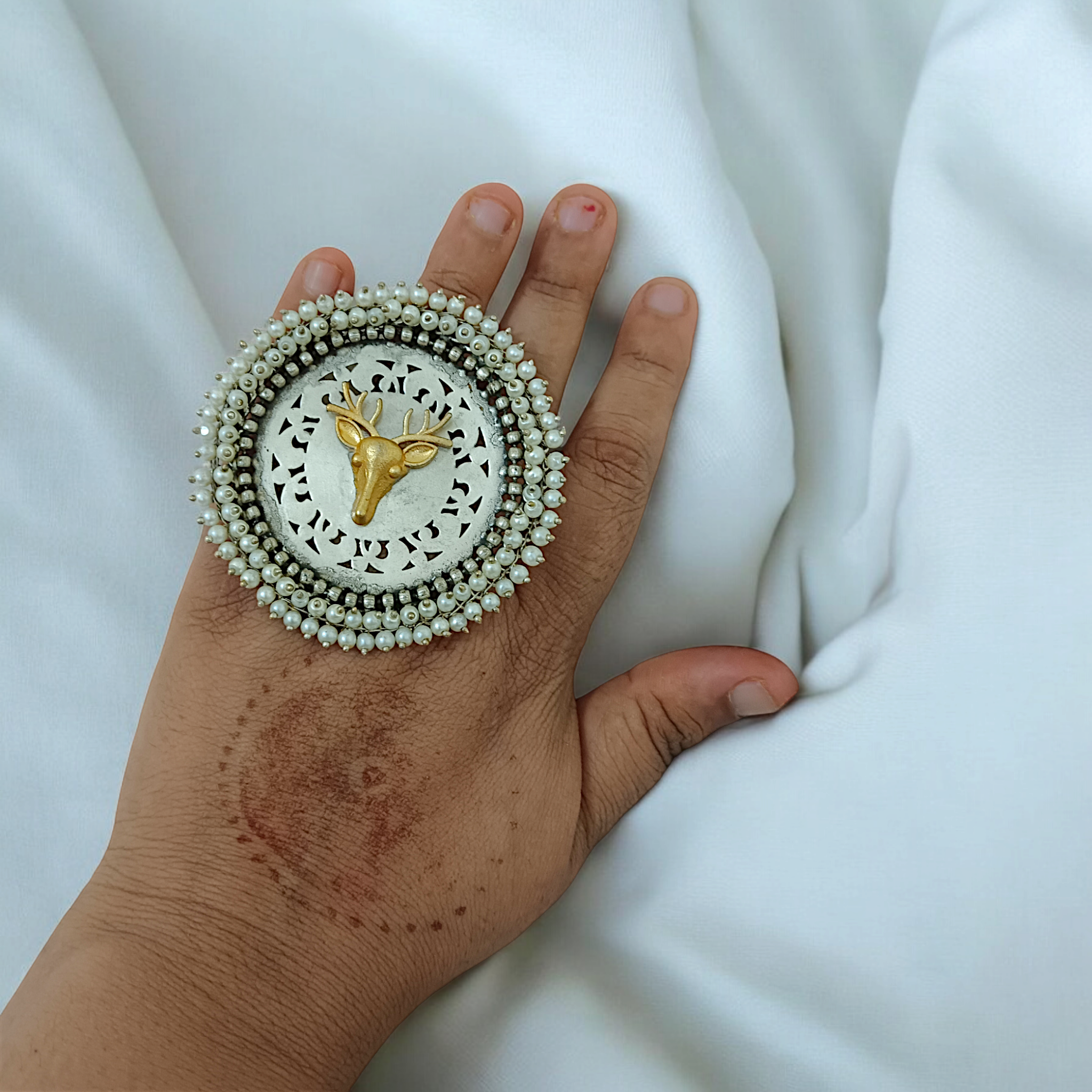 Statement Oversized "Hirni" Silver Pearl Ring