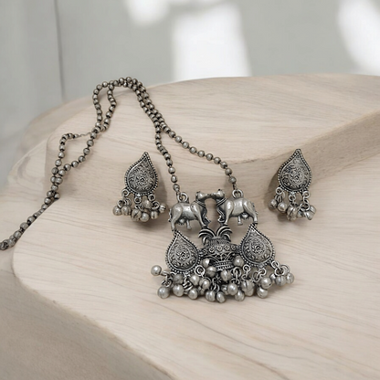 Silver Necklace Set