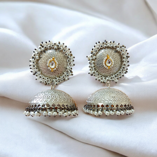 Gulzar Kundan Pearl Handcrafted Jhumka