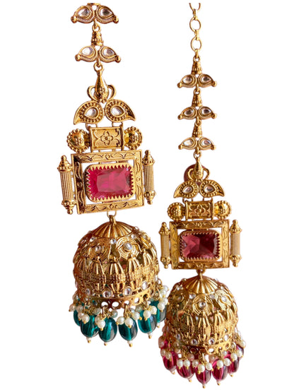Statement "Aadayein" Oversized Jhumka with Kundan Earchain Sahara