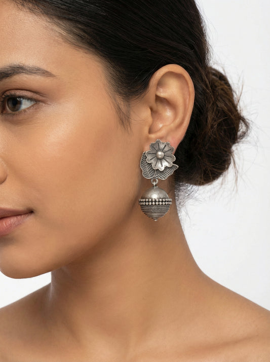 Floral Leaf  Silver Earrings - [generated by Eldor AI]