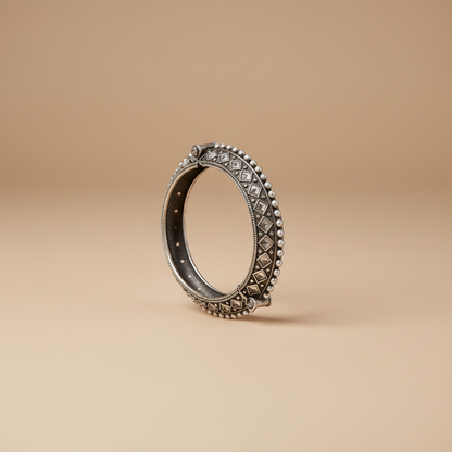 Zirconia Silverlookalike Screw Openable Kada