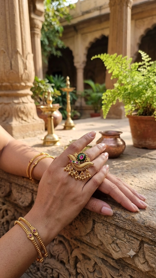 Regal  Heritage Ring
