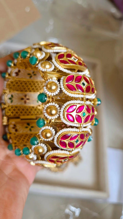 The Maharani Rajwadi Heritage  Screw Openable Kadda