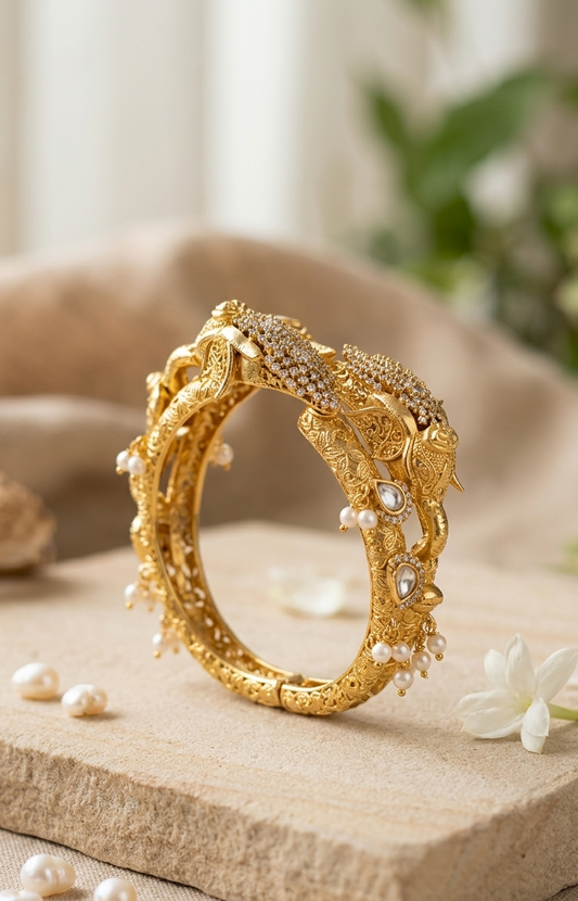 The Luxe Gold Plated Screw openable Bracelet