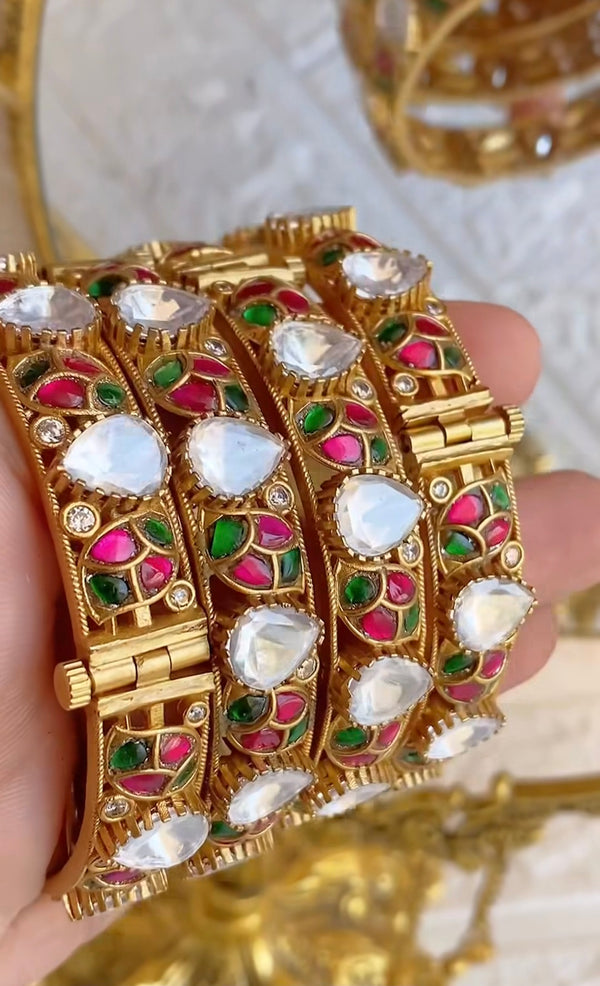 Statement Moissanite Polki Jadau Bangle