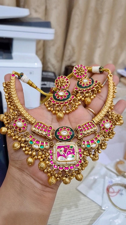 Heritage Rajwadi jadau Kemp  Gold-Toned Necklace Set )