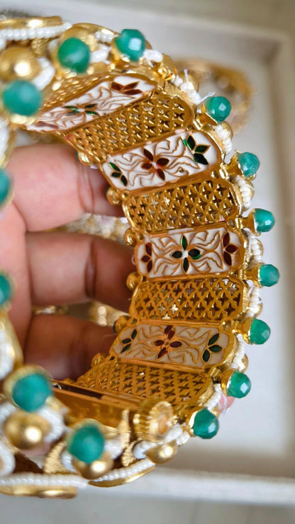 The Maharani Rajwadi Heritage  Screw Openable Kadda